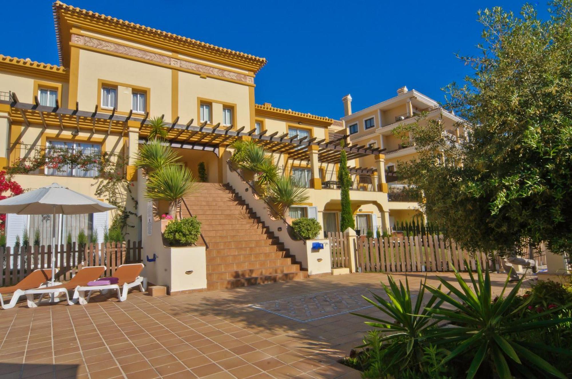 Montemares Golf Luxury Villas & Apartments At La Manga Club Exterior photo